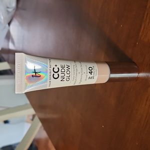 IT Cosmetics CC+ NUDE GLOW spf 40, Fair-light, New